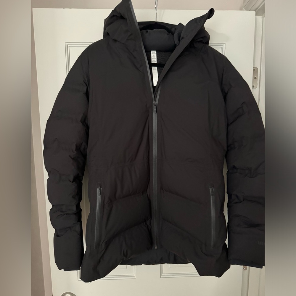 NWOT Lululemon Hooded Winter Coat Mid Length Black